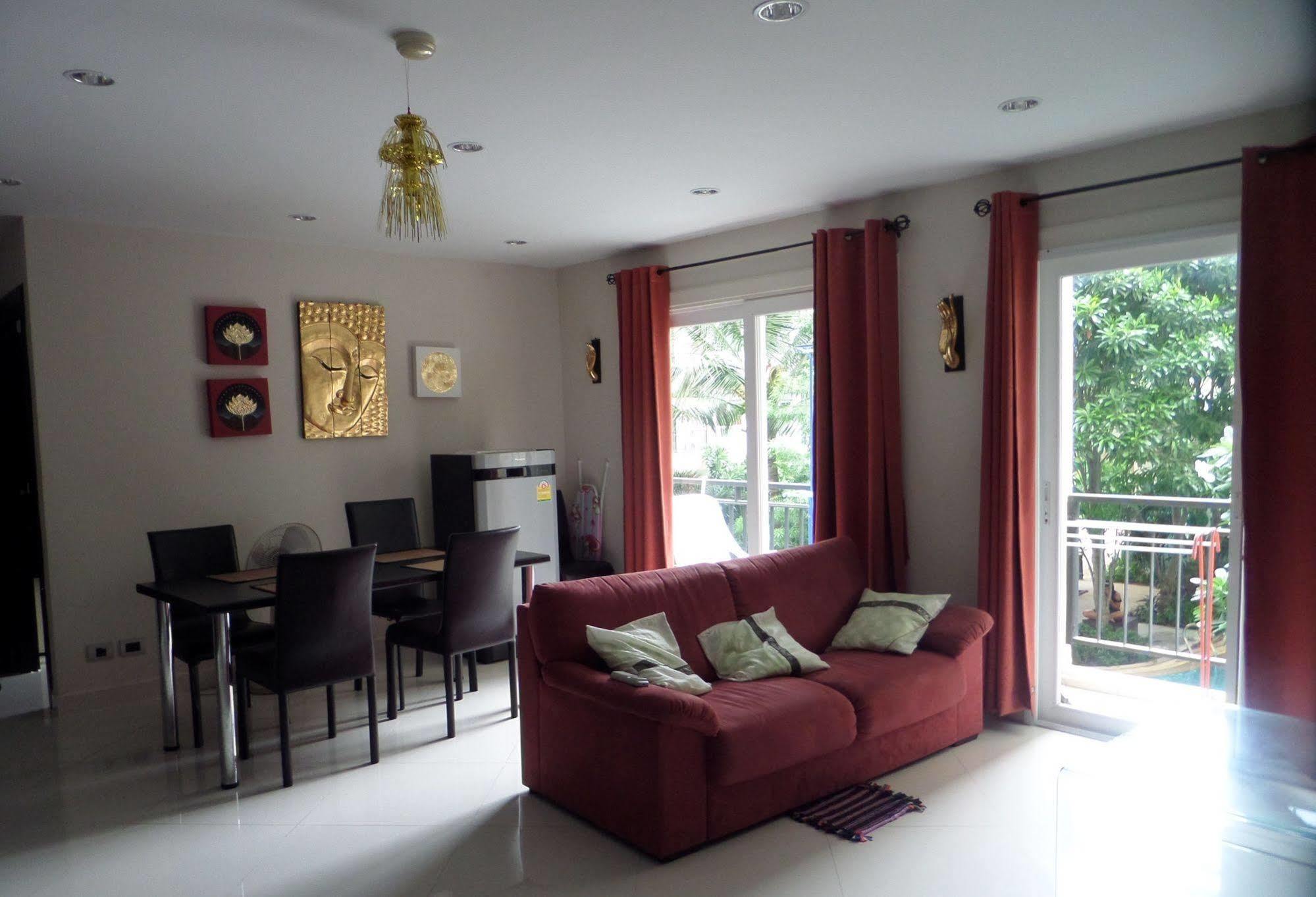 Park Lane Resort By West Joint Venture Haat Jomtien Eksteriør bilde