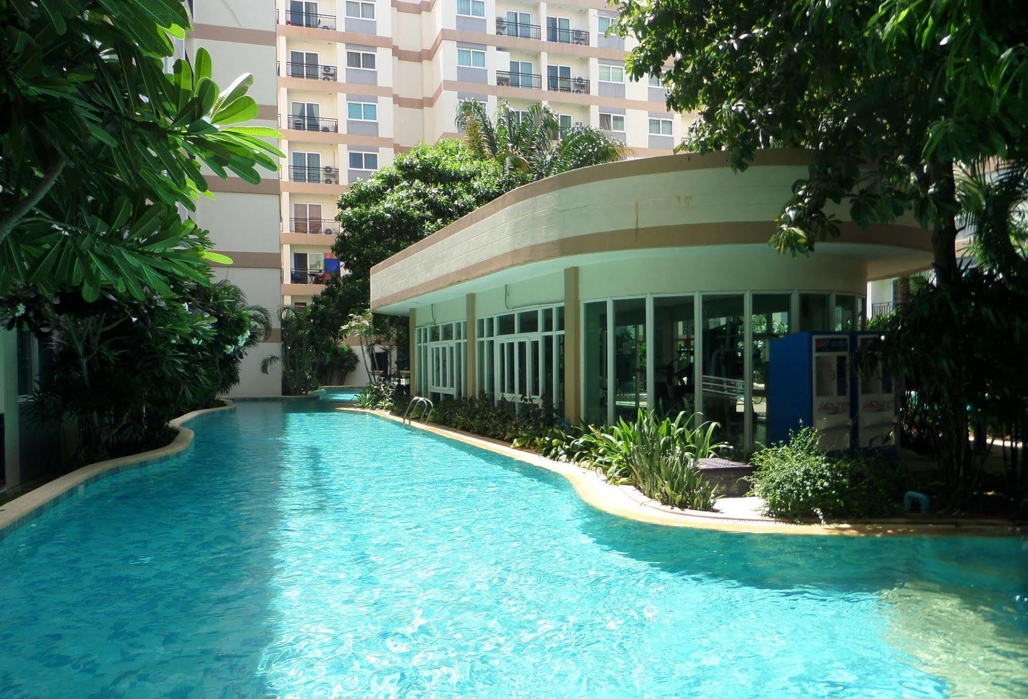 Park Lane Resort By West Joint Venture Haat Jomtien Eksteriør bilde
